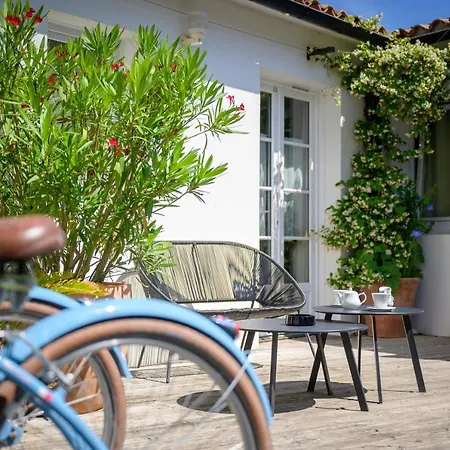 Le Clocher Hotel 3*