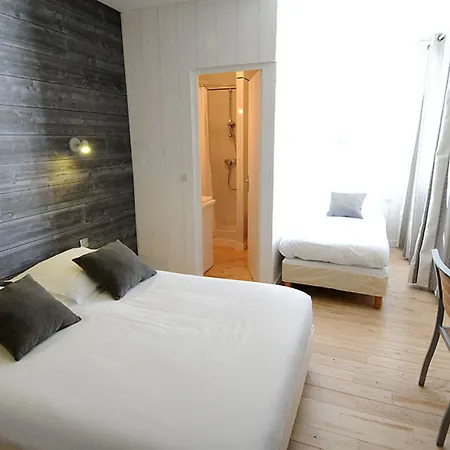 Hotel Le Clocher 3*