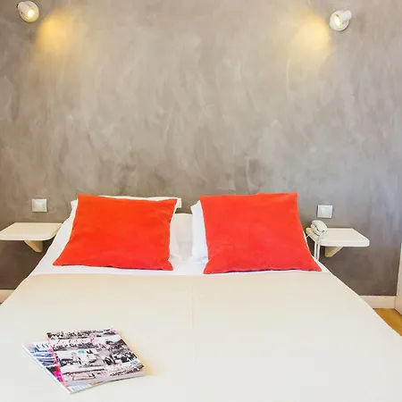 Hotel Le Clocher 3*